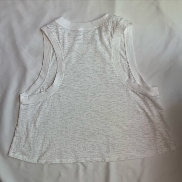 Lululemon Lightest Cropped Tank - Picture 3 of 5